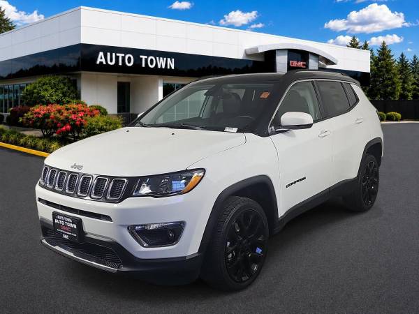 2018 Jeep Compass Limited Stop In  Save !!  1