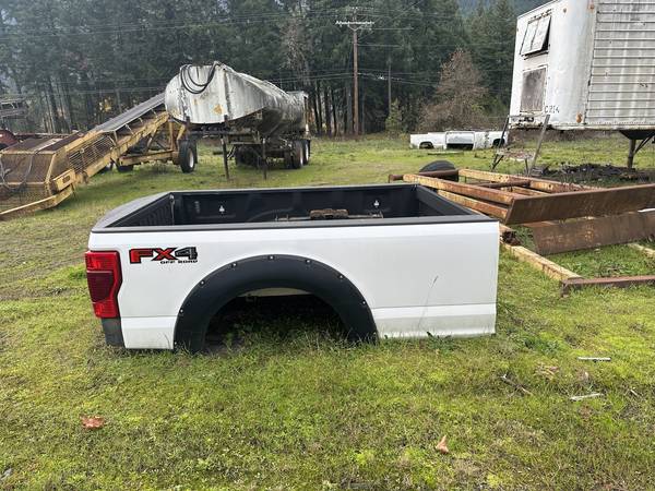 2022 F350 FORD PICKUP BOX 1
