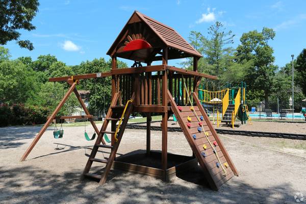 FREE APPLICATIONS ALL DAY!! 1