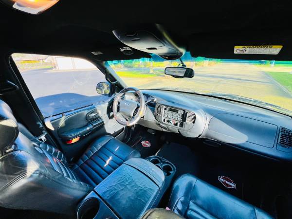 2001 Ford F150 Harley Davidson - Photo 12