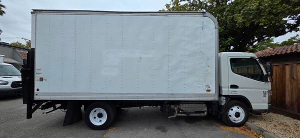 2013 Mitsubishi Fuso 16' - Photo 7
