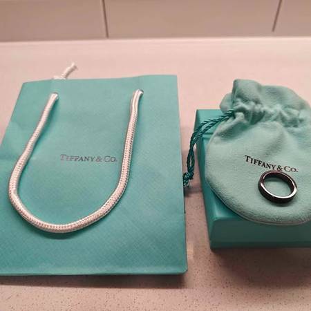 Tiffany 1837 titanium narrow ring size 5 - $170 (Bellevue, WA)63470982713859121