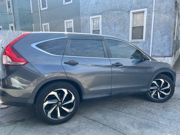 2013 Honda CRV - $7,195 (Brooklyn)63654724005379123