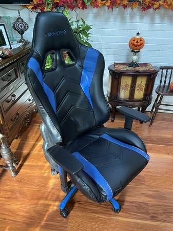 Gaming Chair 1