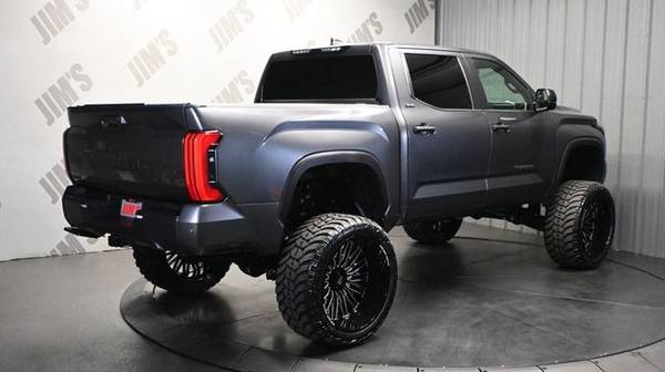 2025 Toyota Tundra 4WD 4x4 - Photo 5