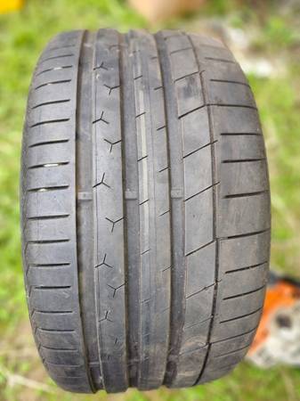 Neumático Continental Extremecontact usado 275/40 ZR17 - $70 (Tacoma)63471373302659120