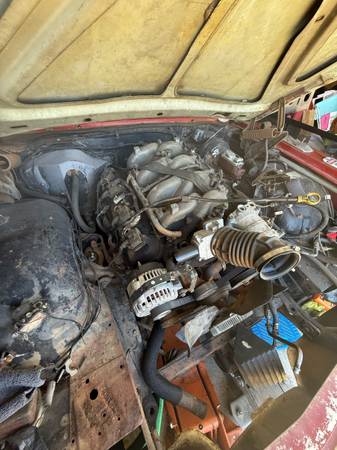 2002 chevy 8.1 L engine and a 1000 allison transmission 1