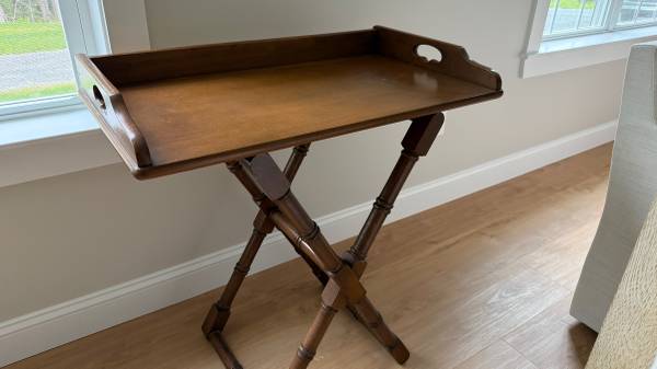 Tray table 1