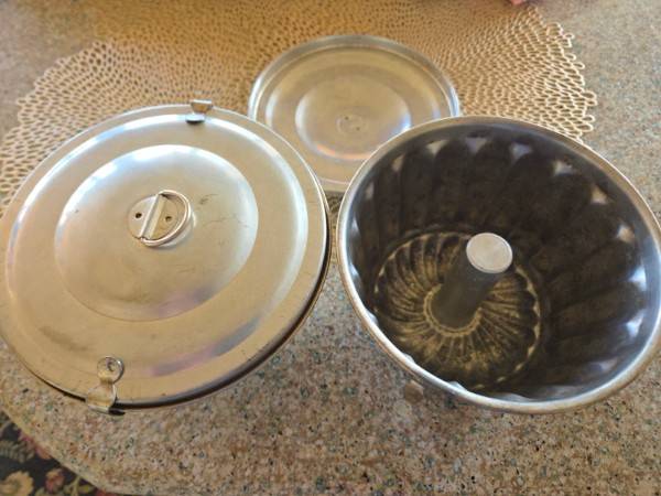 Traditional Christmas Pudding pans (2) 1