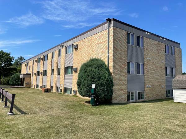$765 / 2br - 650ft2 - Great Location, 2 bedroom, Situated in Minot! (505 Park Street, Minot, ND)63926600113026120