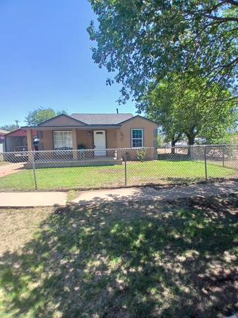 Home for Sale - ***Owner financing available*** 1