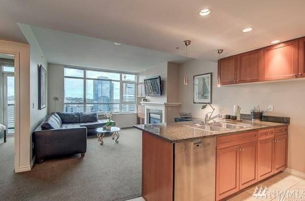 $1,900 / 1br - 562ft2 - Spacious 1bed/1bath (Seattle)63934291298562121
