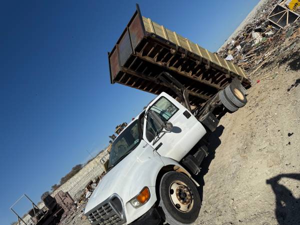 Junk Removal & Light Demolition – Fast & Affordable 1