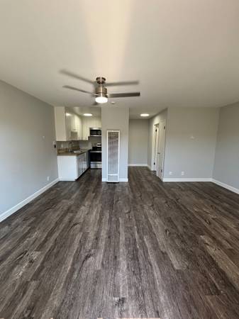 Spacious Bayside Studio available Now 1