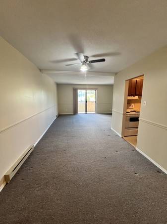 2 bed & 1 bath condo, in-building laundry, one parking & storage incl 4