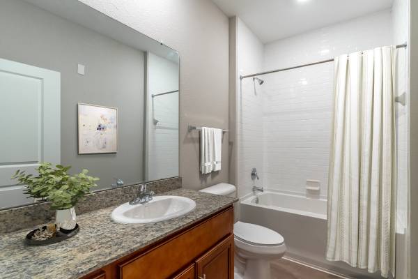 $1,334 / 1br - 724ft2 - Resort Style Pool, High Speed Internet, Fitness Center (Lady Lake, Ocala)63693502170755122
