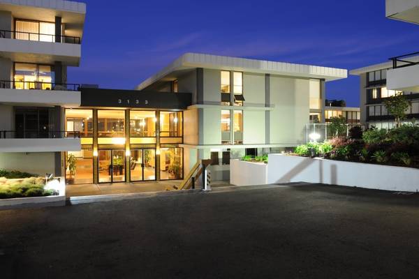 $4,962 / 3br - 1679ft2 - Planos de piso abiertos, lavavajillas, techos altos (burlingame)63868041017985123