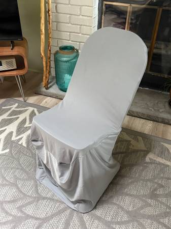 Stretchy covers for folding chairs 1