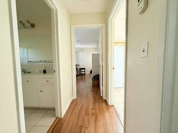 $2,223 / 2br - Practical Home in a Desirable Area (mountain view)63824144676609124