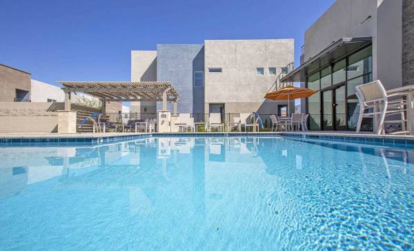 $1,893 / 2 habitaciones - 1214 pies² - ¡Excelente de 2 habitaciones / 2 baños! ¡Nos encantan las mascotas! Pregunte sobre nuestra política de mascotas (Phoenix - En South Mountain)63623923323907124