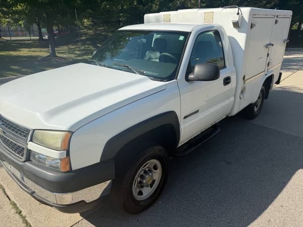 2006 Chevrolet Silverado Hd2500 ONLY