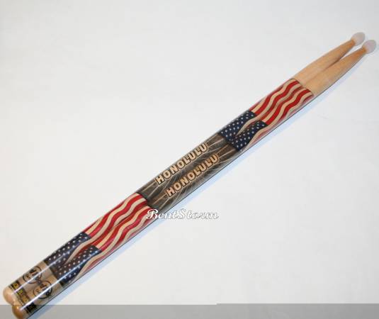 NEW Hard Rock Cafe Honolulu Hawaii Drumsticks Patriotic USA Flag 1