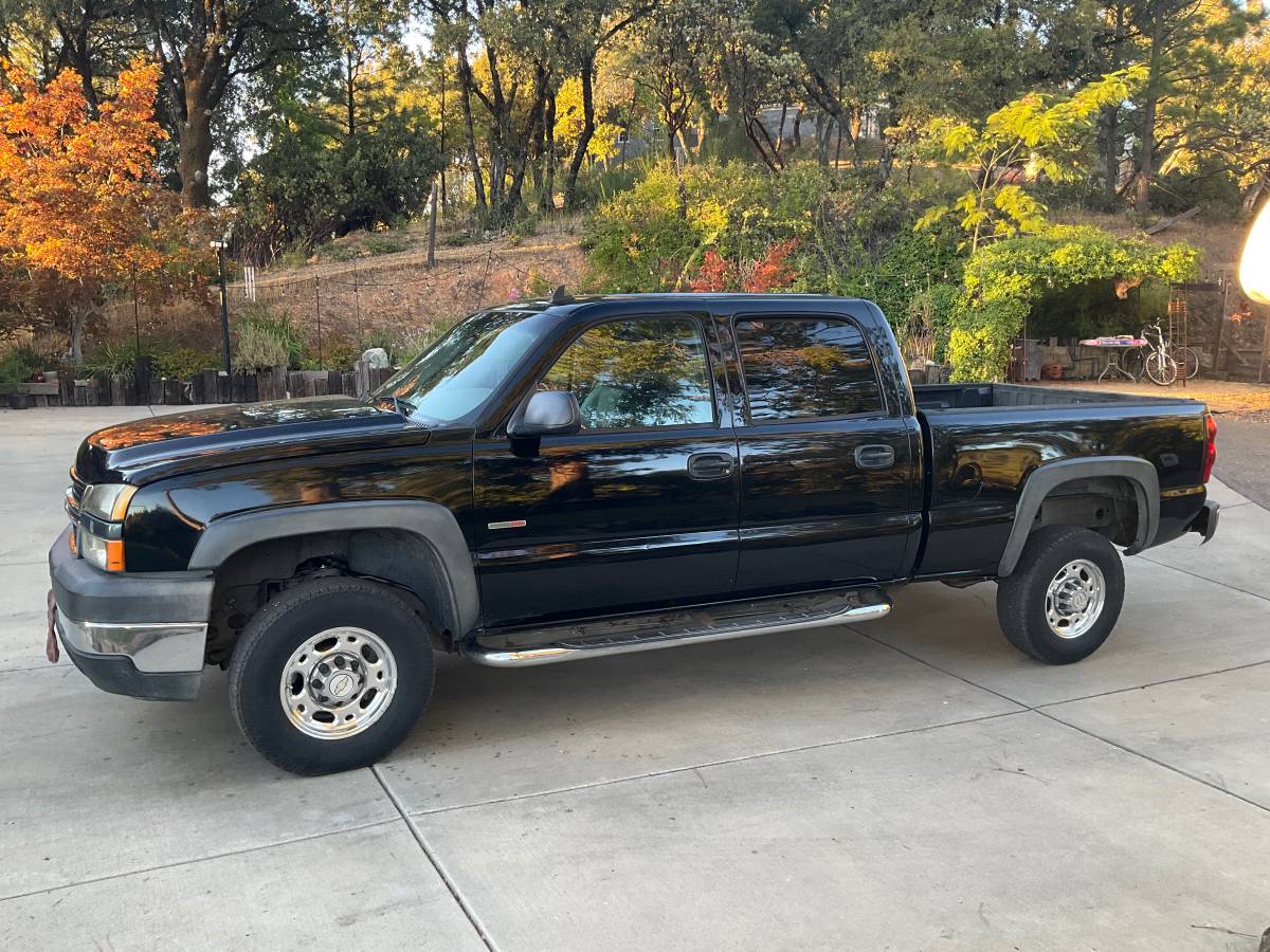 2006 Chevy 2500HD Silverado pickup
