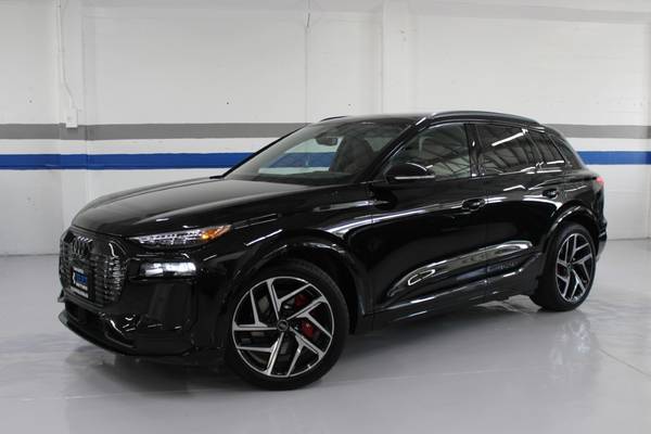 2025 AUDI SQ6 E-TRON BLK/ARRAS RED, DRIVER ASSIST,B+O SND, RARE CAR 1