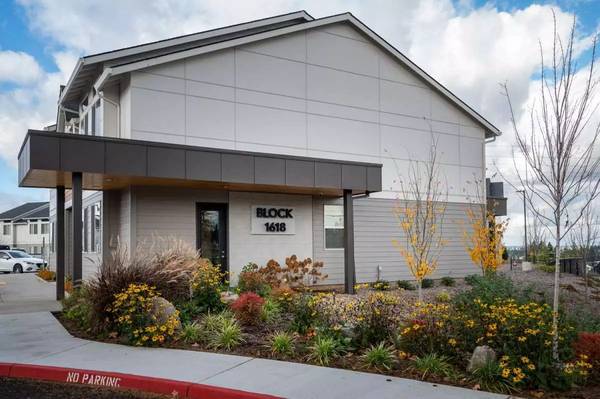 $1,440 / 1br - 588ft2 - Don't Miss This Deal! Tour Today Move In Tomorrow! (Vancouver, Evergreen High School)63672582531075120
