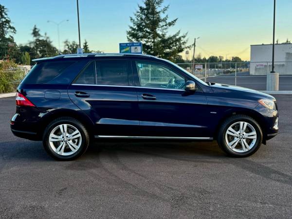 2012 Mercedes-Benz ML350 - $7,500 (Lakewood)63617308202497121