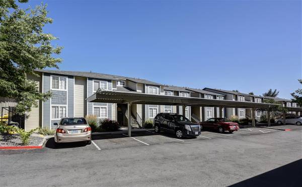 $1,715 / 2br - 955ft2 - Get 1-month Free Rent (Reno)63682273398657122