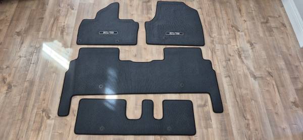 *NEW* 2026 Kia EV9 7 passenger OEM carpet mats 1