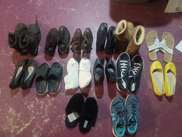 shoes boots sandles sneakers 1