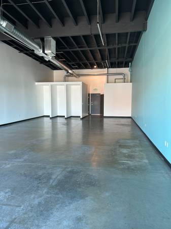$3,458 / 1560ft2 - RENT FREE SUMMER -  Ferndale Retail/Office Space (Ferndale)635096175710751225