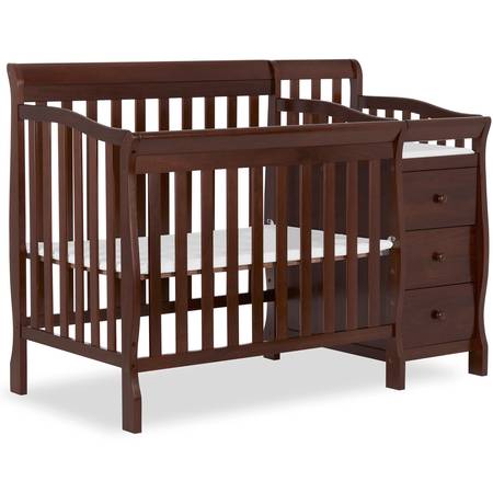 Crib and Changing Table with Drawers, Convertible into Toddler Bed 1