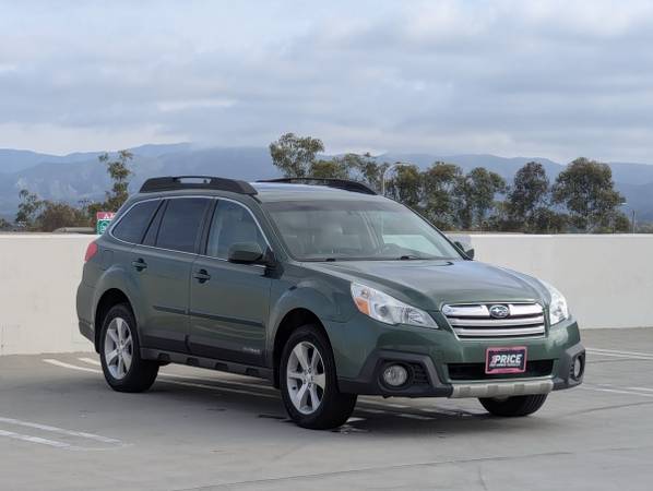 2013 Subaru Outback 2.5i Limited – AWD | Loaded | Well Maintained 1