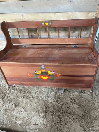 Bench with Storage 1