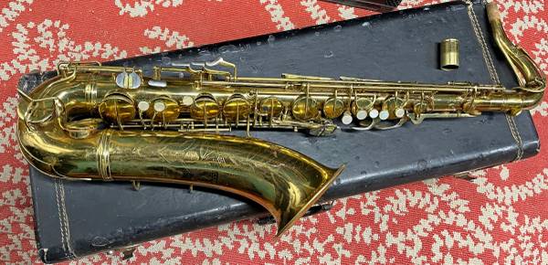 Conn 30M tenor sax 1