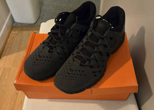 2016 Nike Lunar Fingertrap TR New Old Stock 1