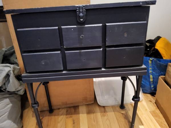 Accent table 1