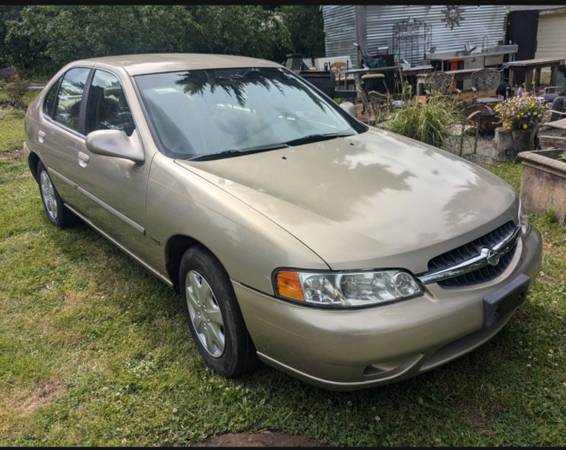 2001 NISSAN ALTIMA  ¡DEBO VENDER AHORA!! - $1,995 (Tenino)63617156742273120