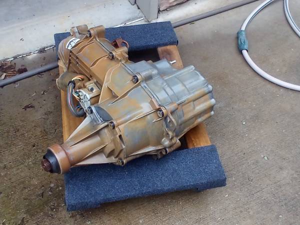 Borg Warner 1356 transfer case electric 1
