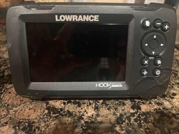Lowrance Hook 1