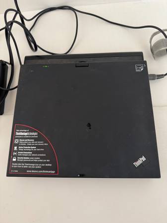 Thinkpad X61 lonovo ノートPC windows xp Thinkpad X61 lonovo ノートPC windows xp Lenovo - Lenovo X61