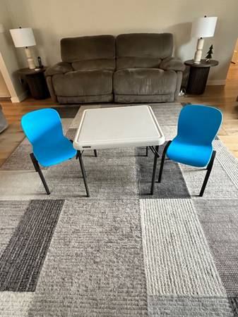 Kids Table and Chairs 1