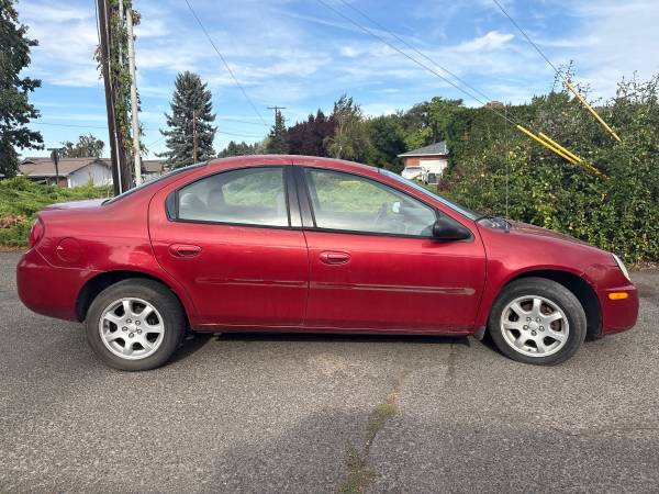 2005 Dodge Neon SXT - $1,50063436933717507127