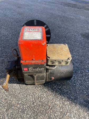 1 USED  OIL BURNER BECKET RWB $95.00 1