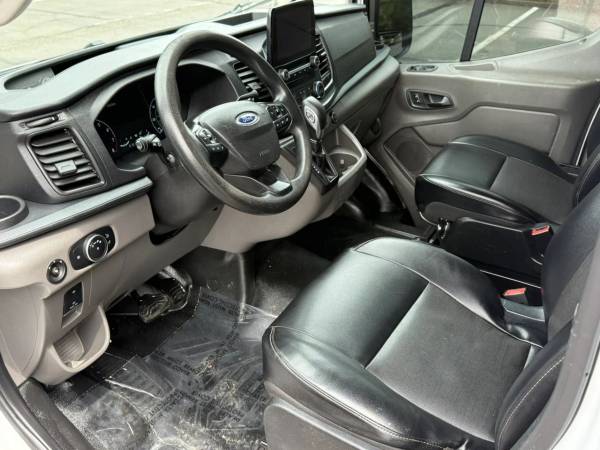 2021 Ford Transit 250 - Photo 12