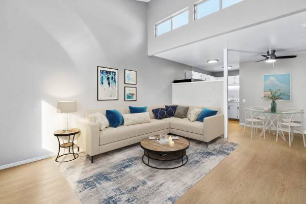 Pet Stations, Package Receiving, 2 BD 1