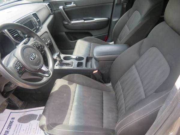 2017 Kia Sportage LX - $1,500 (down 6825 e. hwy 290)63439493891201124